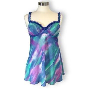 Vintage Fredrick’s of Hollywood Watercolor Print Nightie